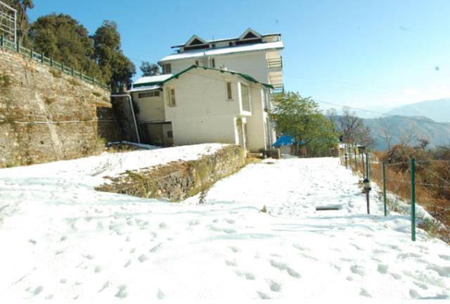 Natureraga Fernhill Resort Chail Extérieur photo