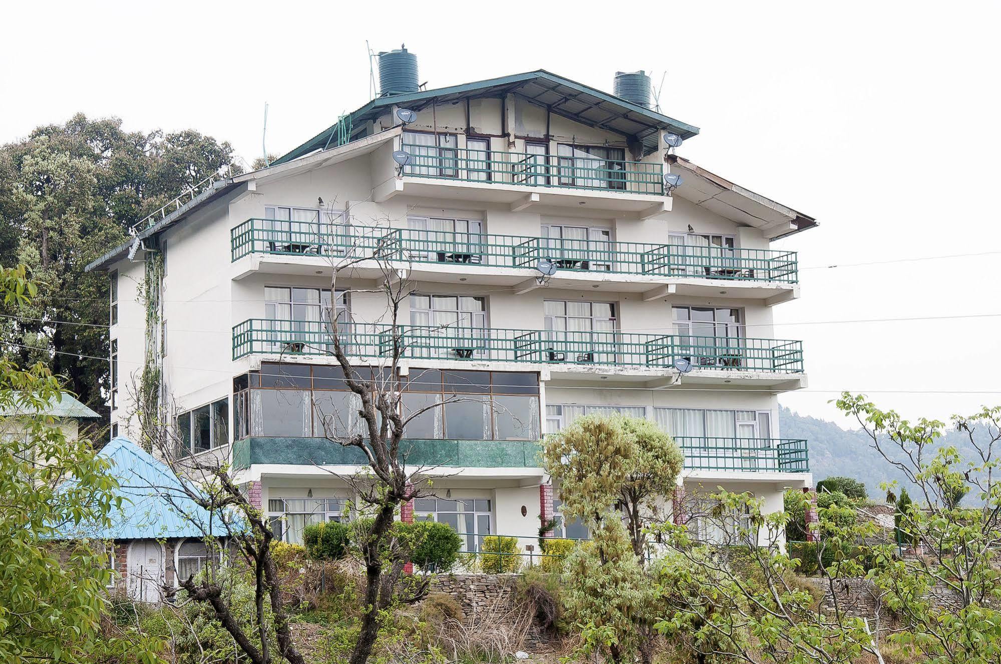 Natureraga Fernhill Resort Chail Extérieur photo