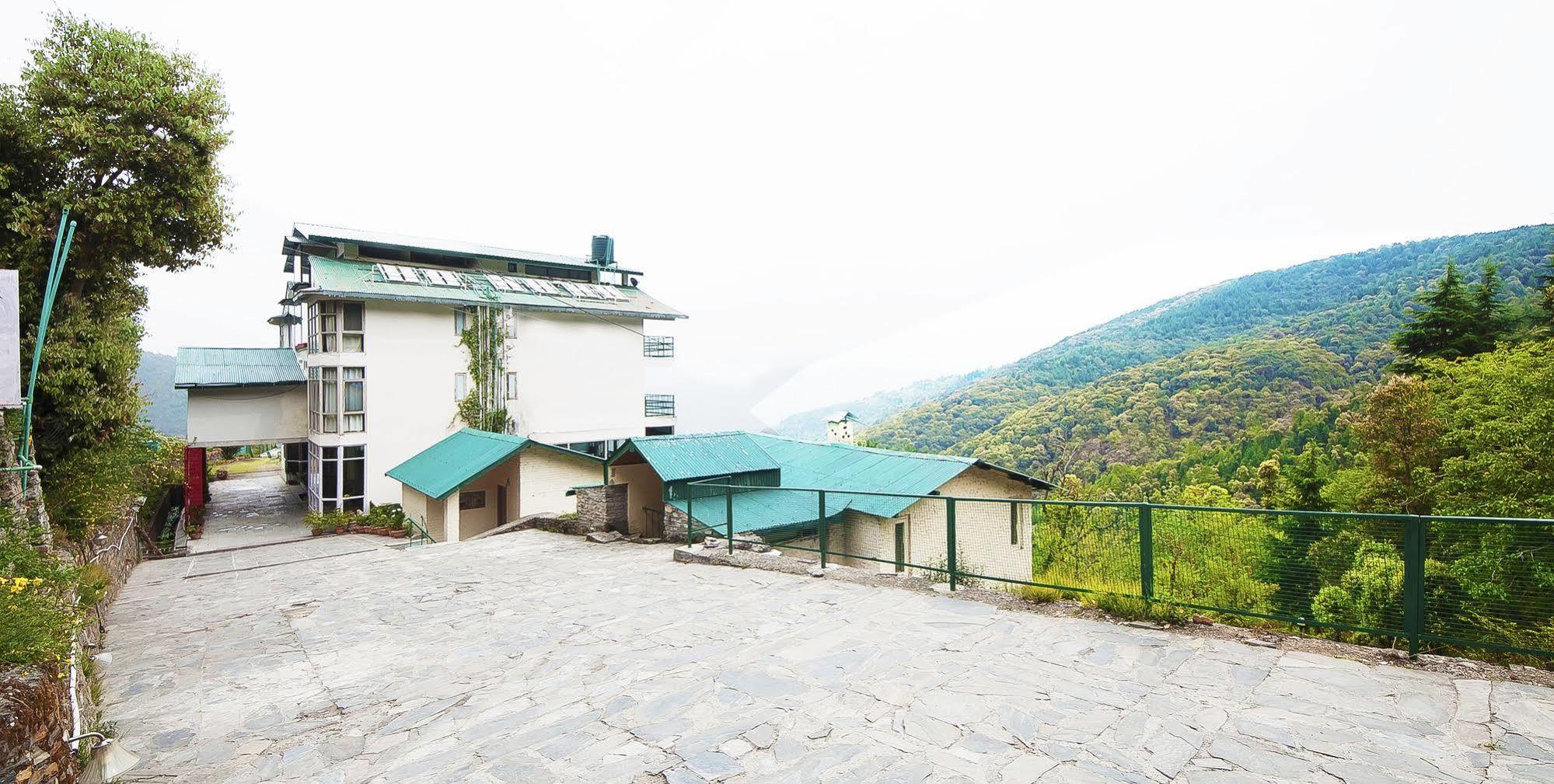 Natureraga Fernhill Resort Chail Extérieur photo